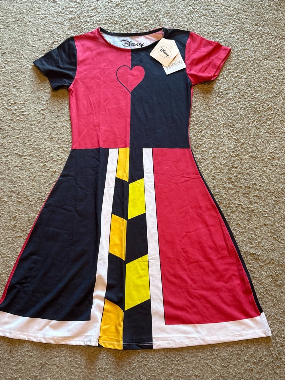 Disney Queen of Hearts Dress Midi NEW Small Women’s Costume Halloween Land